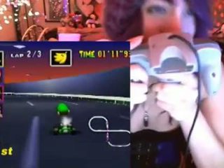 Geek girl cums playing Mario Kart