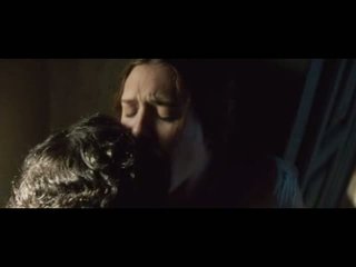 Elizabeth Olsen Shows Some Tits In Sex Scenes